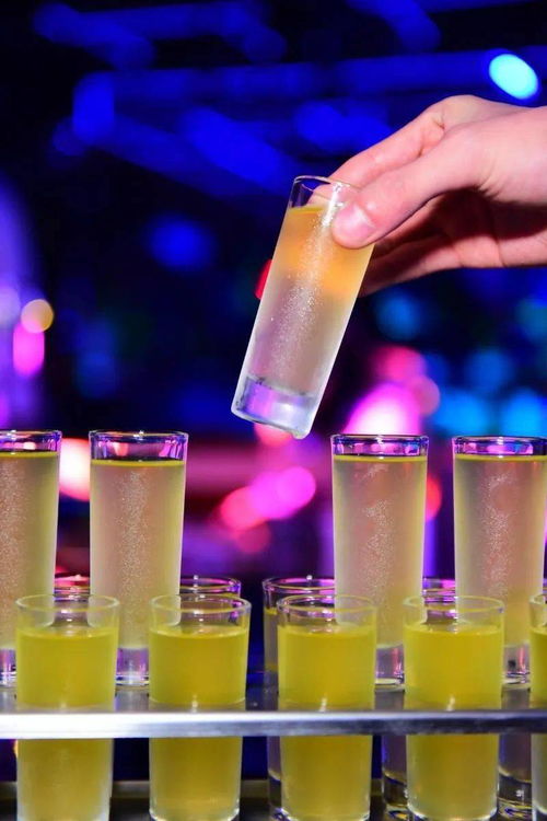 在辰色，捕捉實現快樂的一萬種可能 微醺時刻的無限探索