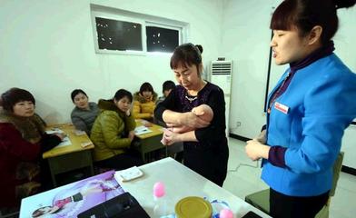 卿卿家政 高品質針紡織品，為您的家居生活增色添彩